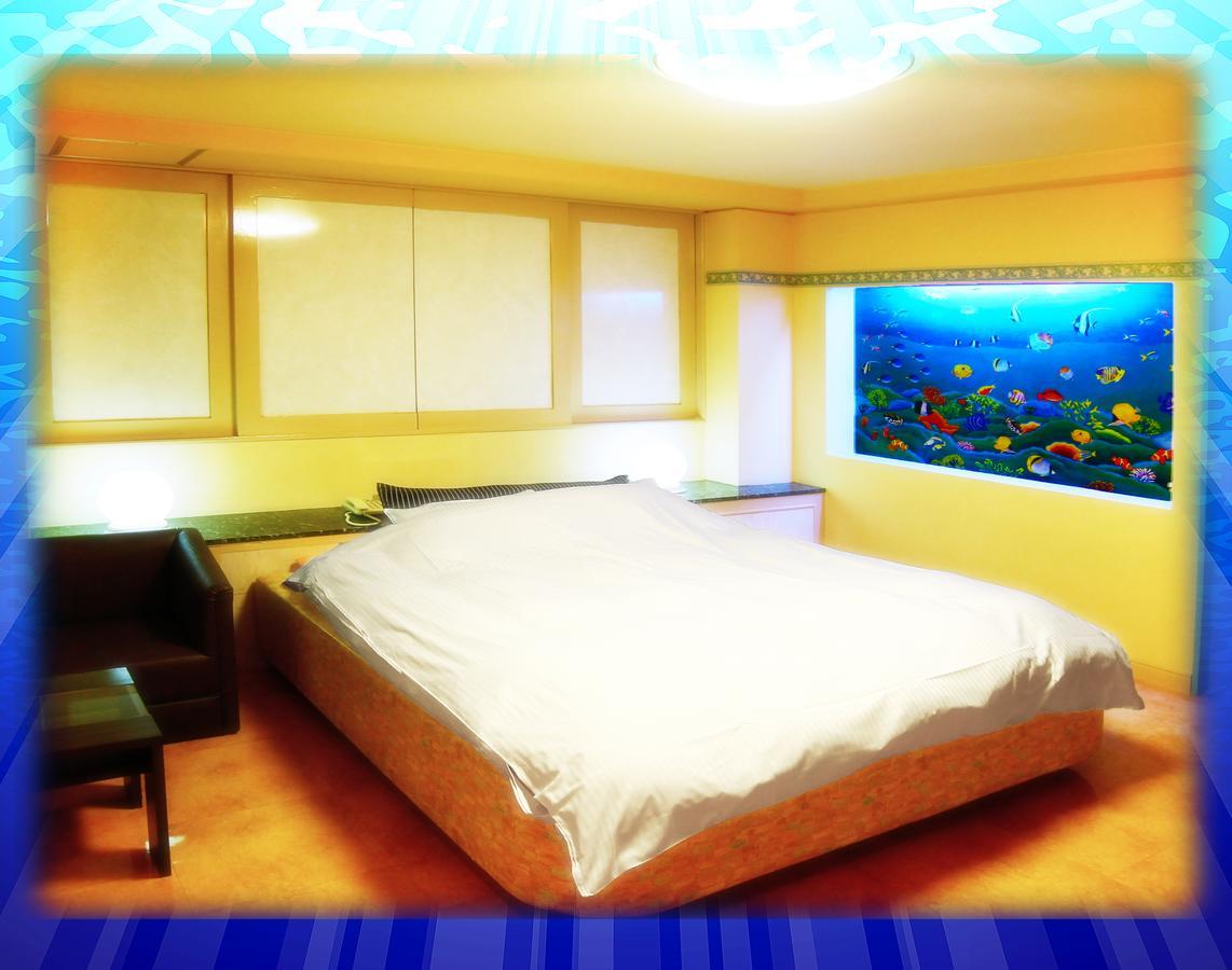 Kyoto Hotel Crown (Adults Only) Exterior photo