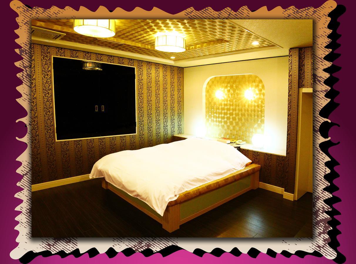 Kyoto Hotel Crown (Adults Only) Exterior photo
